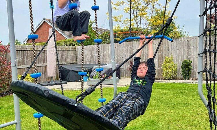 Growplay Monkey Bars UK